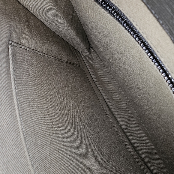 Bally Grey Wristlet Clutch - Picture 15 of 17